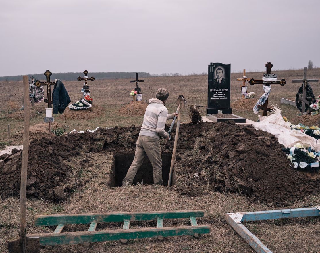 "ТЦК хватает всех, кого может". Как живет село, где из-за мобилизации не осталось мужчин